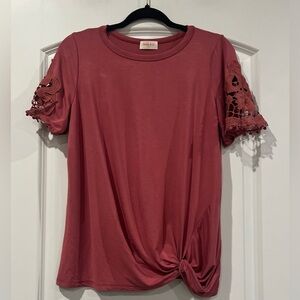 Hailey And Company Short Sleeved Top Size‎ Small